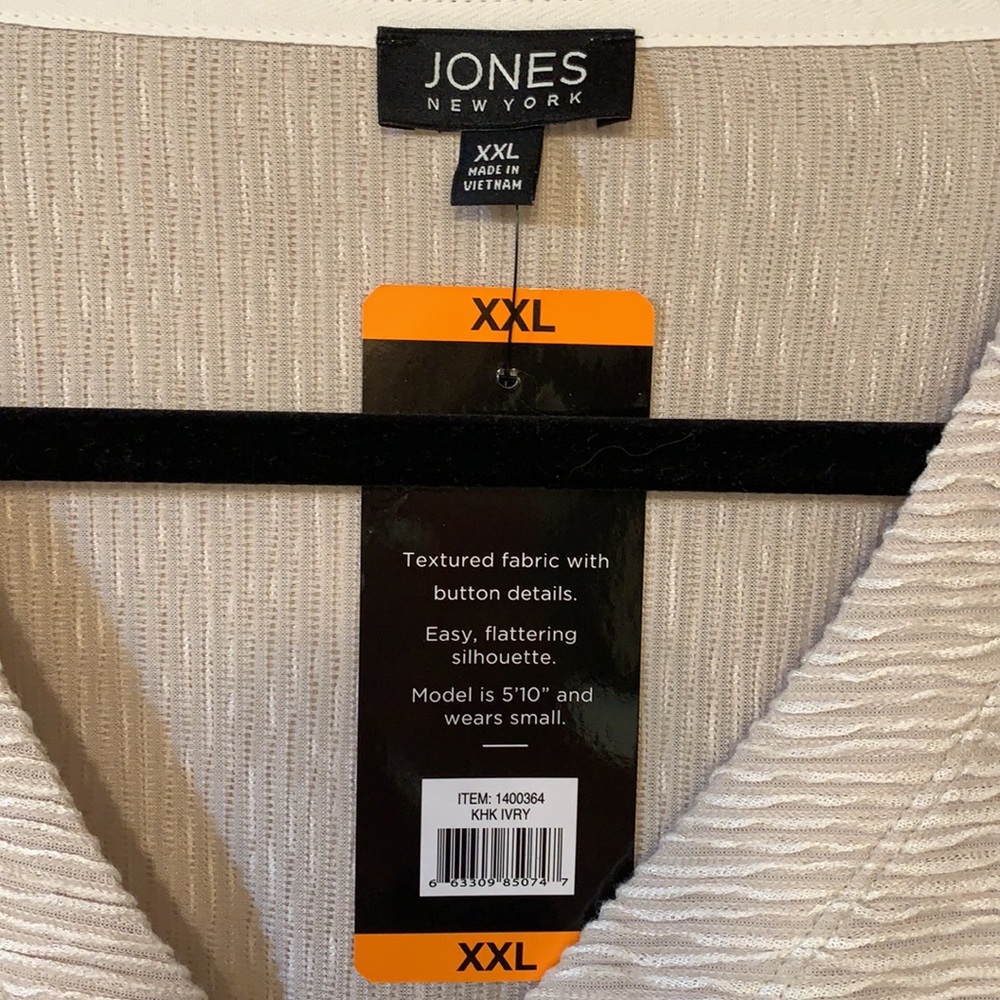 Jones New York textured top NWT - Picture 3 of 6